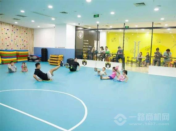 能量鹰儿童运动馆