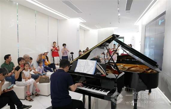 多艺汀钢琴声乐中心