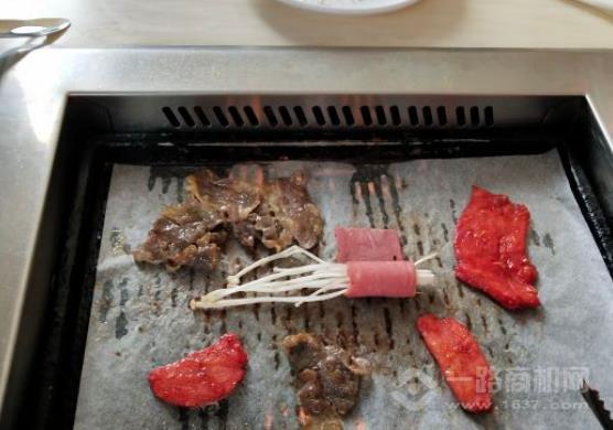 野人岛烤肉加盟