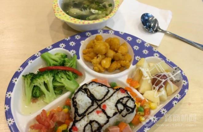 精靈王國兒童主題餐廳加盟