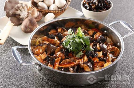 燜上癮三汁燜鍋