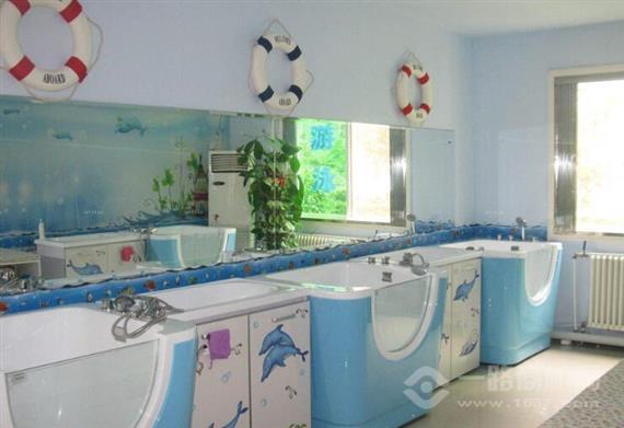 嘟嘟宝贝婴儿游泳馆