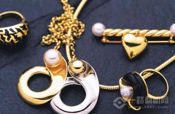 汤斯敦钨金首饰