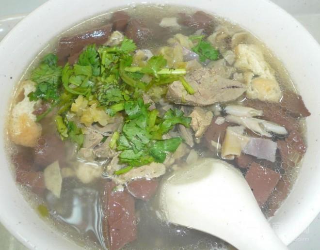 鸭得堡鸭血粉丝汤