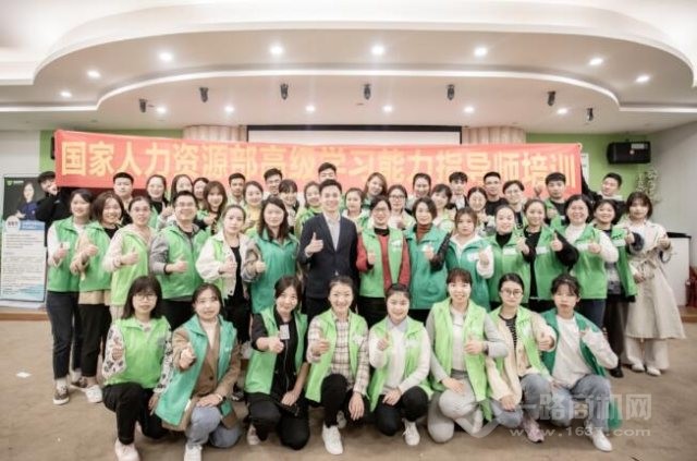 沐苗教育 沐苗教育