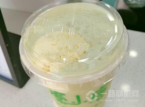 棠小唐奶茶加盟