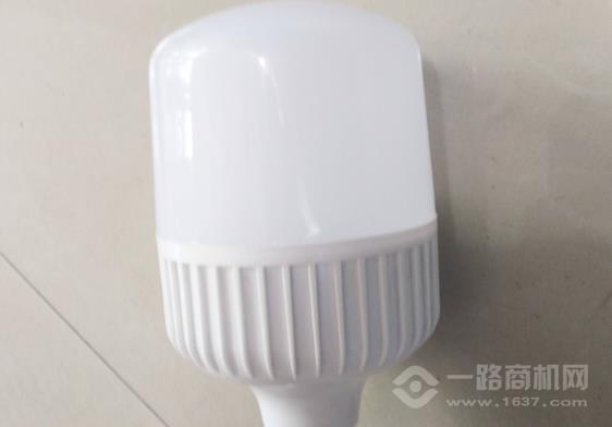 览峰LED节能灯加盟