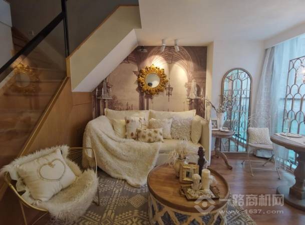 卓小花城市民宿