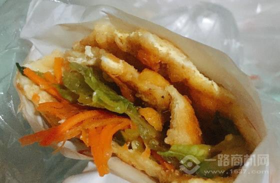 小兄弟雞蛋灌餅加盟