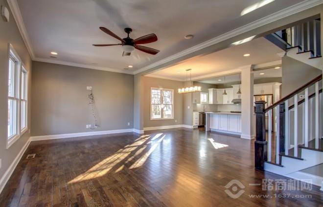 爱登堡地板加盟