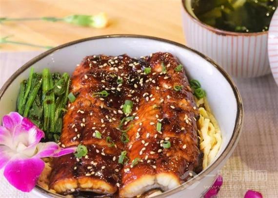 花潮日料艺食馆