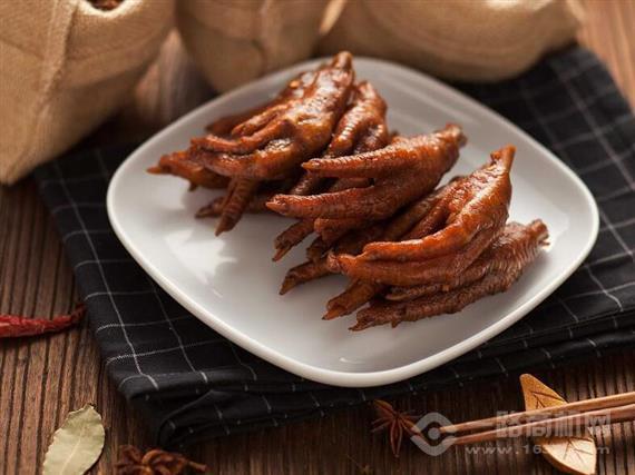 苏苏馋猫黑鸭卤味