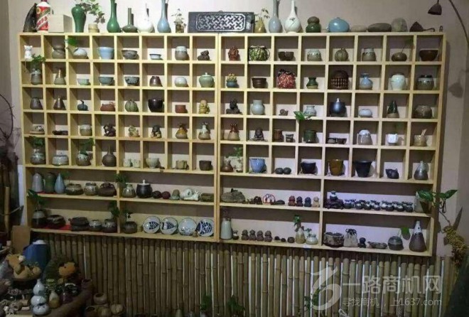川美黑白灰美术教育加盟