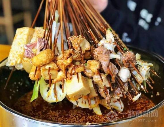 辣小妞成都冷锅串串