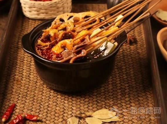 俩姑凉乐山钵钵鸡