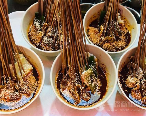 俩姑凉乐山钵钵鸡