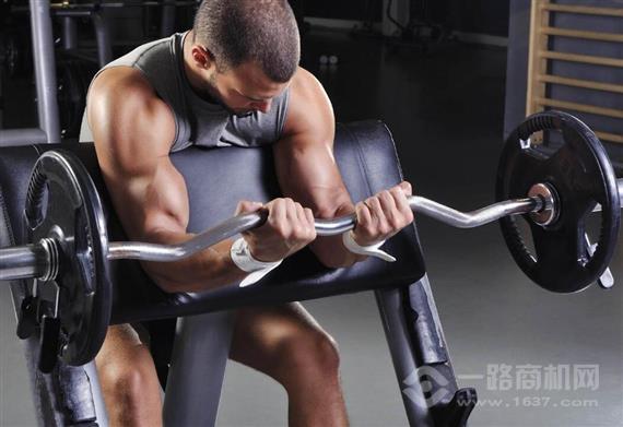 锐丽100健身俱乐部