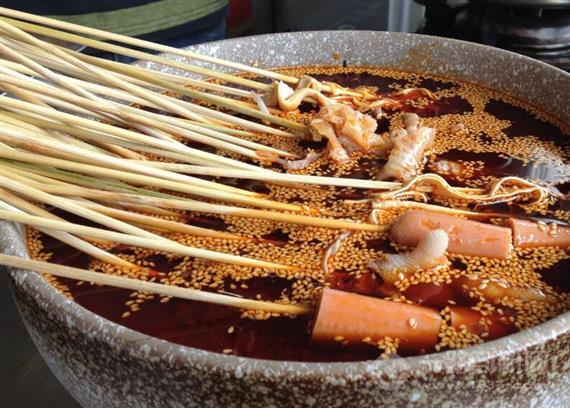 俩姑凉乐山钵钵鸡