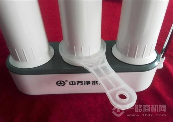 中万净水器