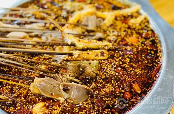 紀(jì)老四黃雞肉缽缽雞加盟