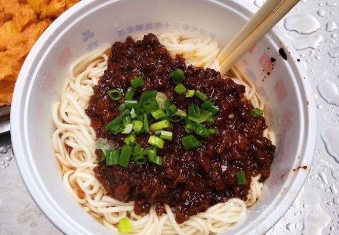 陈记炸酱面