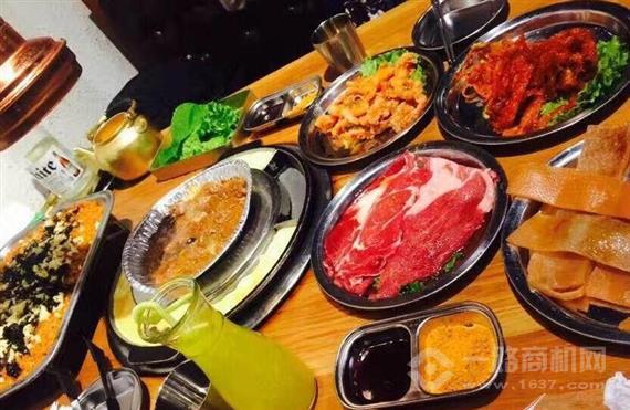 老板娘的烤肉店