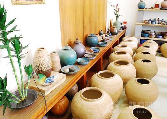 拿趣手工陶藝館加盟