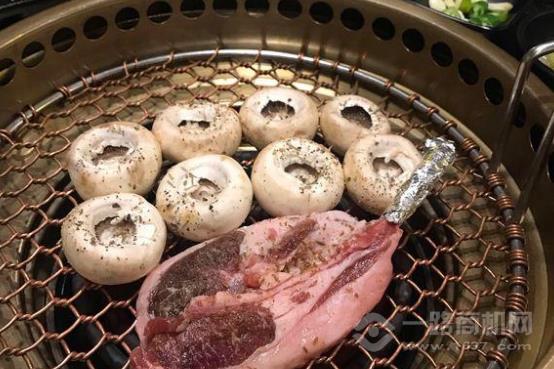 春山里烤肉加盟