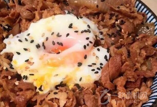 希食东牛丼饭加盟