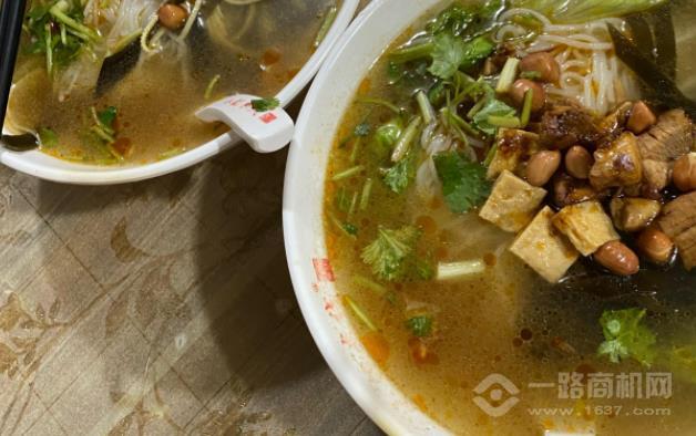 小鲲米线加盟 小鲲米线加盟