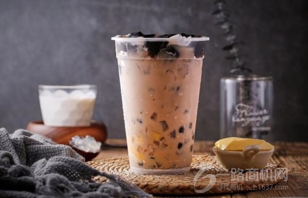熊芒奶茶加盟