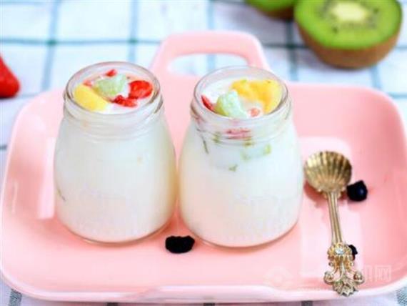 真爽概念现酿酸奶