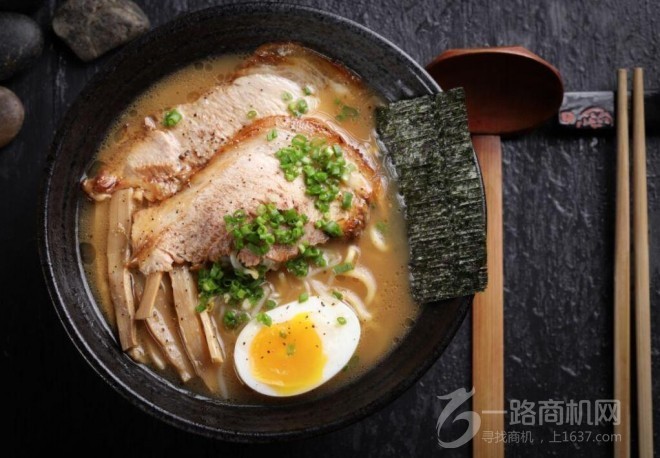 荠岛日式拉面加盟