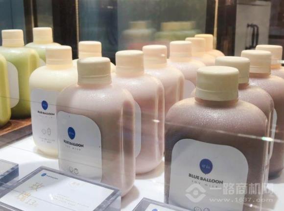 蓝气球豆乳
