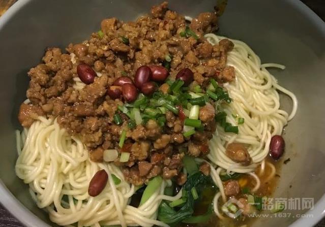 嘎噶重慶小面