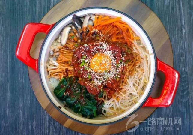 饭米粒石锅拌饭