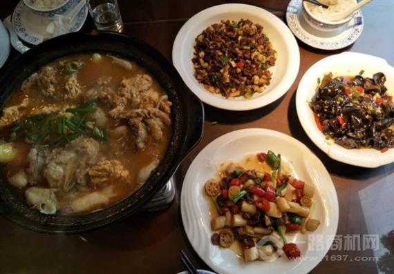 肖记公安牛肉鱼杂馆