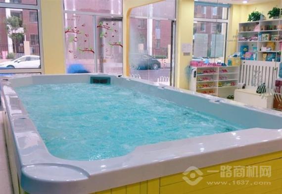 世纪顶点婴儿游泳馆