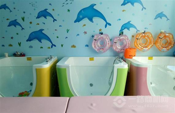 周浦婴儿游泳馆