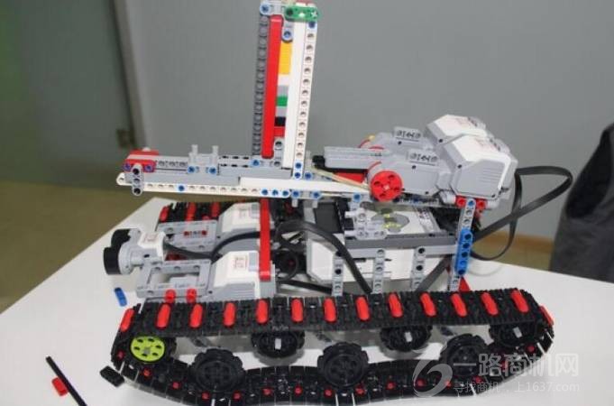 众成机器人教育