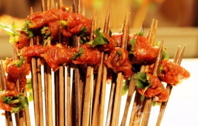 東鑫園串串香加盟