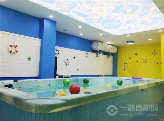 阳光宝贝婴幼儿游泳馆