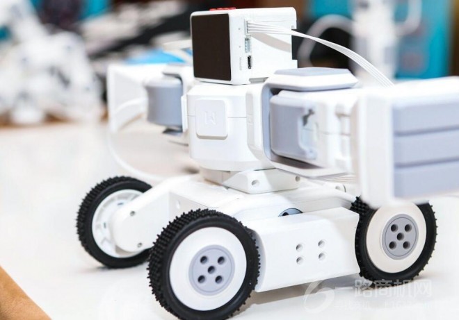 阿几米の机器人编程STEAM加盟