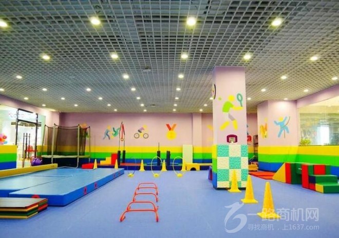 星星的山坡体适能运动馆加盟