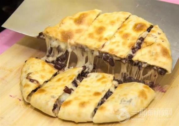 哔卟哔卟榴莲芝士饼