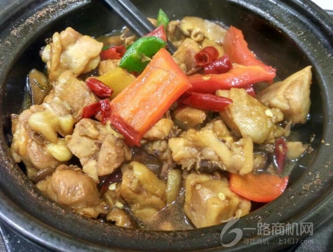 小哥倆黃燜雞米飯
