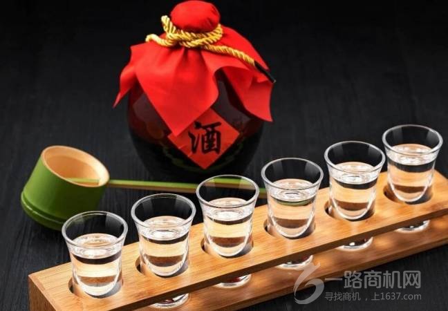 六福春白酒
