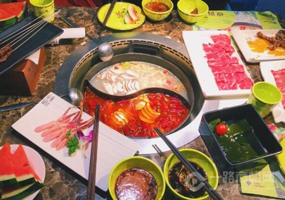 爱卤不卤集市老火锅