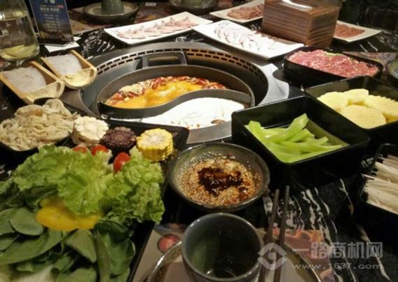 爱卤不卤集市老火锅