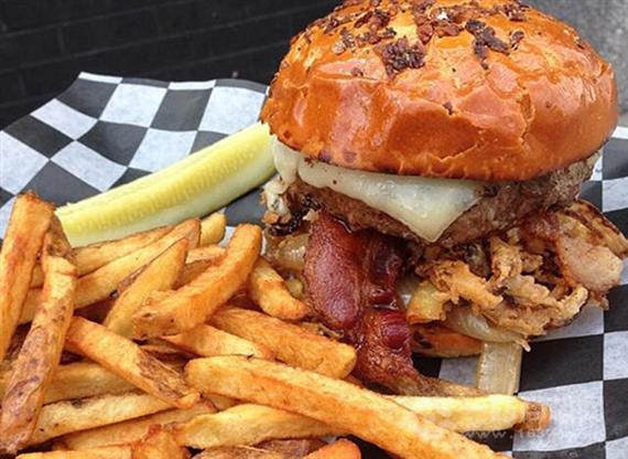 麦乐酷炸鸡汉堡